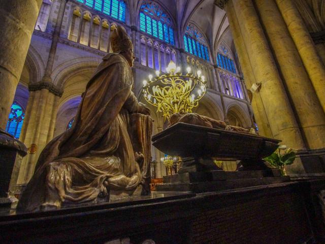 Notre-Dame Des Miracles Cathedral - Night stroll - Saint-Omer (1)