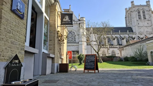 Toutoubar A Lot De Saint Omer